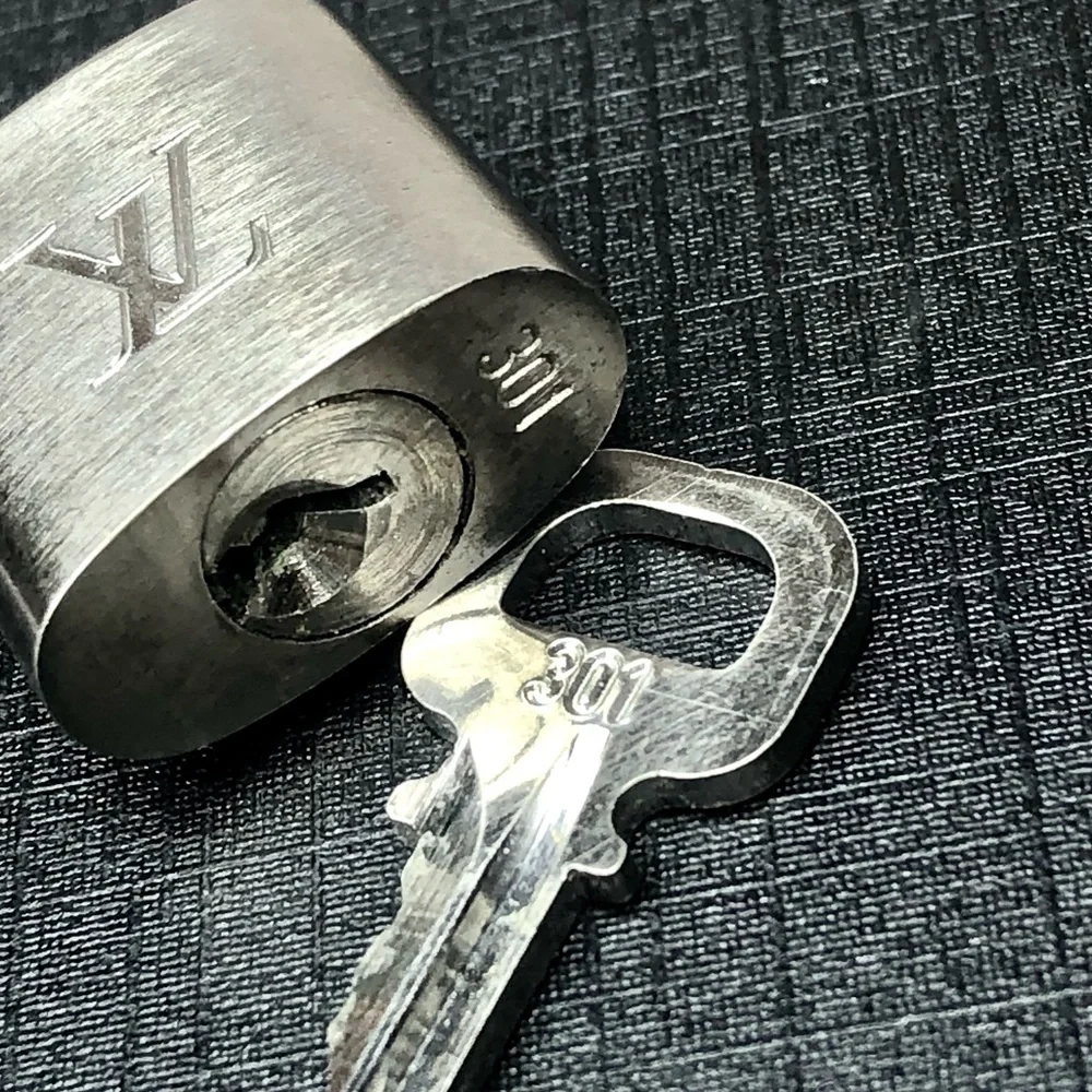 LOUIS VUITTON Brushed Palladium Lock and Key Silver Padlock Rare #301